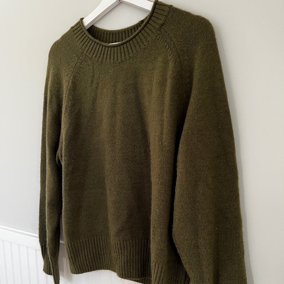 Crewneck Pullover Sweater Green - Picture 1 of 3